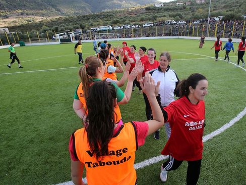 فوتبال زنان در الجزایر/ رویترز