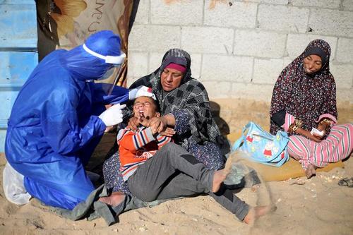 تست کرونا در نوار غزه/ رویترز