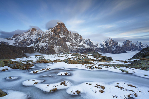 اثر روح یخ، توسط عکاس ایتالیایی الساندرو گروتزا، برنده بخش مناظر و محیط‌های سیاره زمین