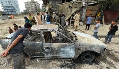 هدف قرار گرفتن یک خودروی انتحاری در حمله پهپاد آمریکایی در کابل/ خبرگزاری آناتولی