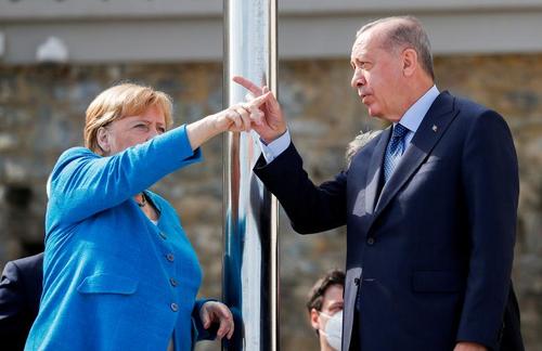 دیدار صدراعظم آلمان با رییس جمهوری ترکیه در شهر استانبول ترکیه/ رویترز