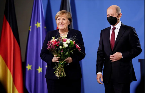 مراسم انتقال قدرت از آنگلا مرکل صدراعظم سابق آلمان به اولاف شولز صدراعظم جدید/ EPA
