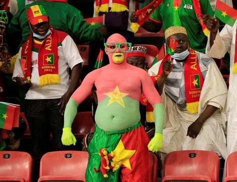 تماشاچیان رقابت های فوتبال جام ملت های آفریقا/ رویترز