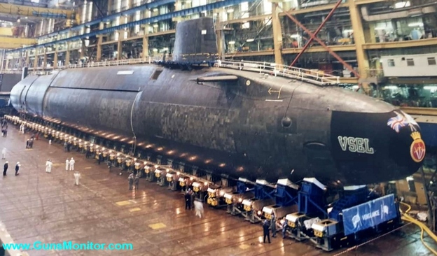 زیردریایی انگلیسی مجهز به 192 کلاهک جنگی هسته‌ای! (+عکس)
