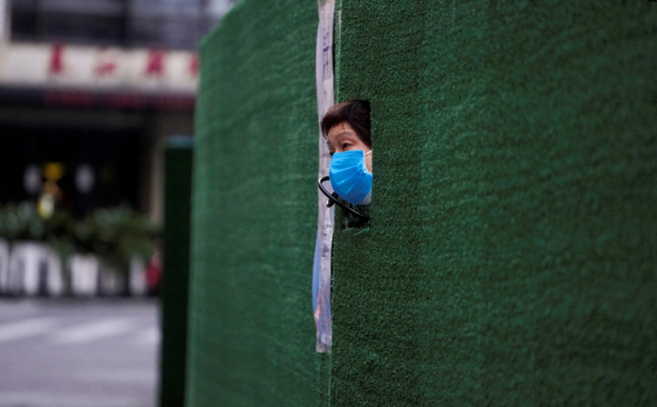 محله ای قرنطینه شده در شانگهای چین/ رویترز