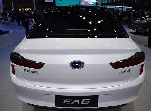 گاک EA6؛ در بازار چین با 26 هزار دلار چه خودرویی تحویل مشتری می دهند؟ (+ عکس) 6