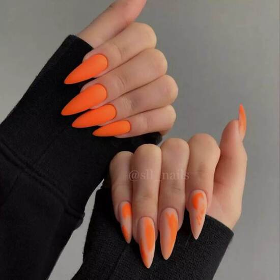 شیک ترین مدل های ناخن رنگ سال 2024