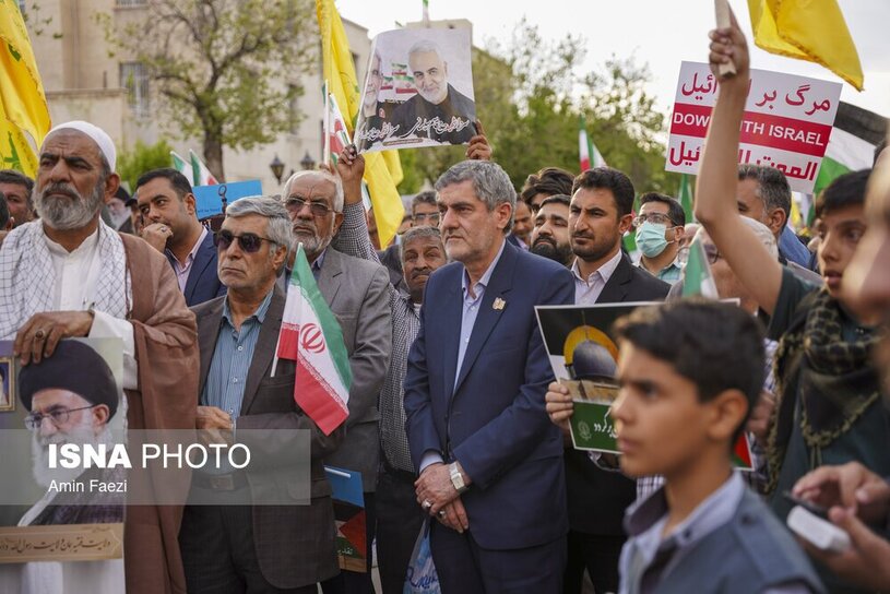 اجتماع مردم شیراز در حمایت از عملیات سپاه علیه اسرائیل