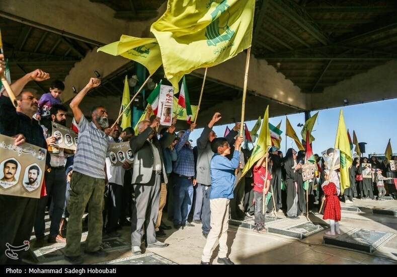 تجمع مردم همدان و یزد در حمایت از عملیات سپاه علیه اسرائیل