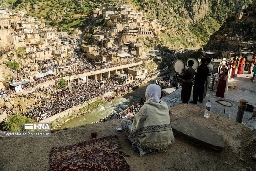 مراسم هزار دف در روستای گردشگری پالنگان کردستان