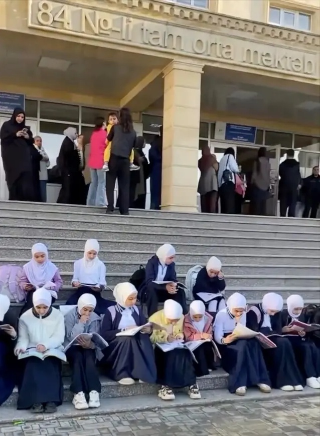  از اولین نماینده زن سومالی در مجلس بریتانیا تا منع حجاب در مدارس جمهوری آذربایجان / اشک دختران را در نیاورید