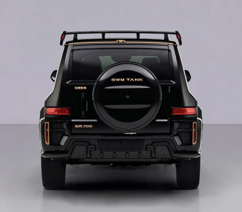 Tank 700 LWB