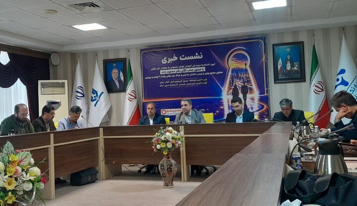 آموزش و پرورش: آموزش هوش مصنوعی برای ۲۱۰ هزار معلم مدارس غیردولتی کلید خورد