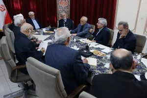 عارف: امسال صرفه‌جویی حاصل از عدم واردات بنزین را صرف یارانه و کالابرگ می‌کنیم