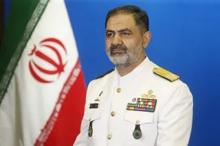 دریادار ایرانی تهدیدهای ترامپ را مضحک و خنده‌دار توصیف کرد