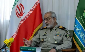 معاون اجرایی ارتش: نیرو‌های مسلح یک زنجیره منسجم است که شبانه‌روز مراقب دشمن هستیم