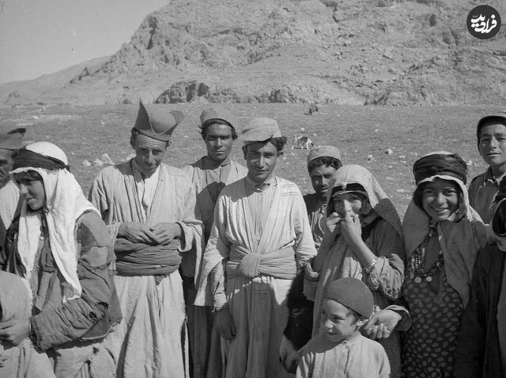 عکس یادگاری گروهی از عشایر استان فارس؛ 75 سال قبل