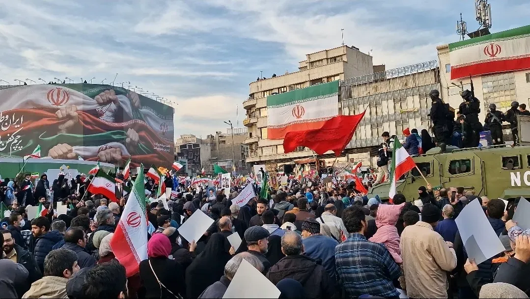 چرا با «دعوت برای براندازی دولت مستقر» برخورد نمی شود؟