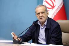 پزشکیان: فشار می‌آورند و مدام حقوق اضافه می‌کنند از آن طرف تورم بالا می‌رود و حقوق بی‌‎ارزش می‌شود