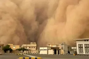 طوفان و گرد و غبار شدید پرو را درنوردید (فیلم)