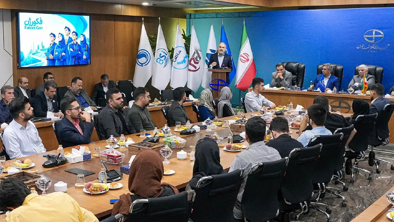 در مراسم اختتامیه دوره آموزشی طرح فکورژن مطرح شد؛ مسیر تازه فکور صنعت برای ورود استعدادهای دانشگاهی به صنعت