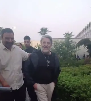 حضور قیصر خواننده در تجمع میدان امام حسین تهران (فیلم)