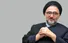 ابطحی: یک خانم با دامن قرمز روی میز رئیس لم داده بود