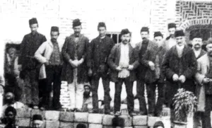 تاجران ارمنی و کارگران کشمش‌پاک‌کن در دوران قاجار (عکس)