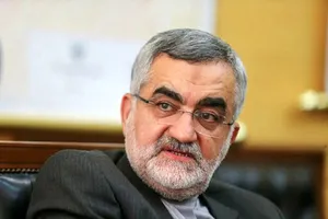 بروجردی: آزادسازی ۱۲ میلیارد دلار از شروط ابتدایی ایران در مذاکره است.