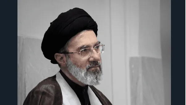 دیدار فرماندهان ارشد نظامی با آیت الله سیدمجتبی خامنه ای / دستور رهبری: هر سطح و نوعی از تهدید باید با پاسخ فوری و اثرگذار و بدون محدودیت جغرافیایی روبه‌رو شود