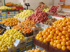 معجزه این میوه پاییزی برای قلب و مغز؛ هر روز و با پوست بخورید!