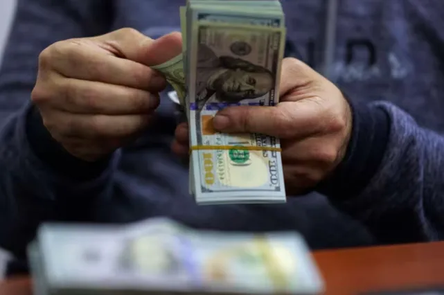آمریکا: گروکشی ارسال دلارهای نفتی به عراق به بهانه ایران 