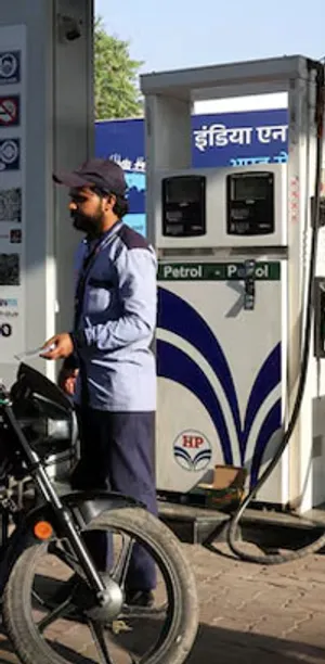 هند: بدون مشکل پرداخت اولین خرید نفت و گاز مایع خود را از ایران انجام دادیم