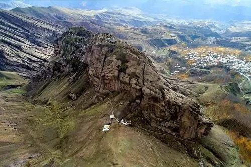 دژ افسانهای ایران در آستانه ثبت جهانی؛ راز قلعه عقابها به یونسکو رسید دژ افسانهای ایران در آستانه ثبت جهانی؛ راز قلعه عقابها به یونسکو رسید