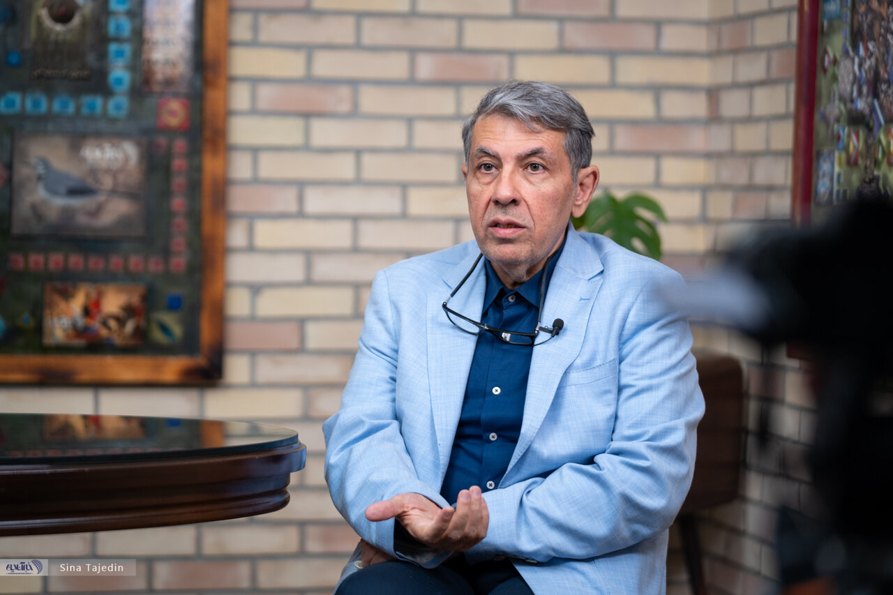 دکتر امیرمحسن ضیایی دکتر امیرمحسن ضیایی