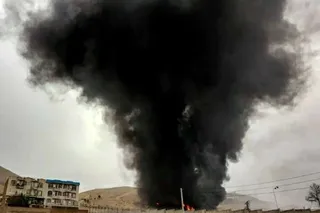 مهر: انفجار در پالایشگاه لاوان/ منشأ انفجار مشخص نیست