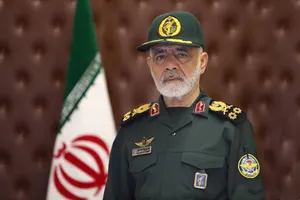 سرلشکر عبداللهی: آمریکا پیر شده و نقشه‌های ترامپ نقشه برآب شد
