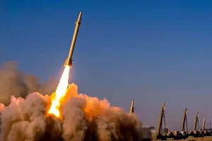 تصاویر لحظه شلیک موشک ها و پهپادها به پایگاه آمریکایی در اردن