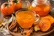 خواص شگفت‌انگیز چای خرمالو؛ نوشیدنی پاییزی با عطر زنجبیل و دارچین + طرز تهیه
