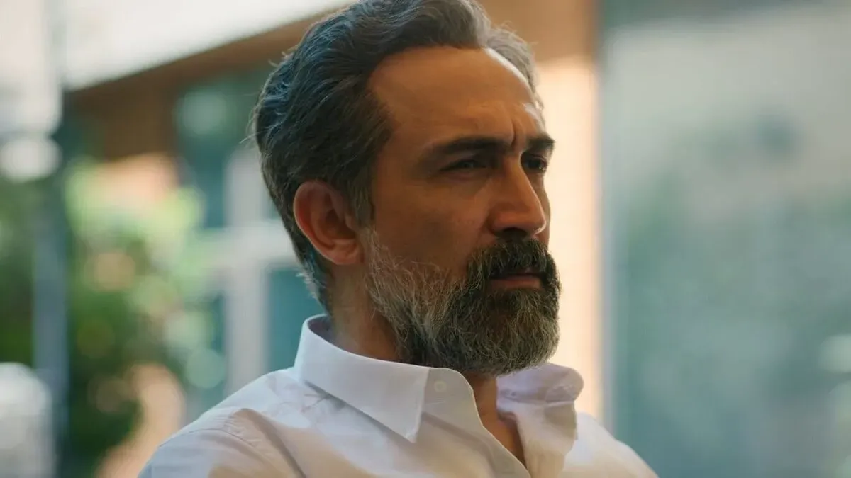 ماجرای عجیب هادی حجازی‌فر وسط یک دعوا؛ بازیگر معروف اسپری فلفل خورد!
