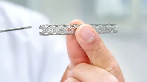 استنت یا فنر قلب؛ لوله مشبک کوچکی که جان انسان ها را نجات می دهد (+اینفوگرافیک)