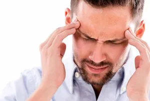 وقتی به سر ضربه‌ای محکم وارد می‌شود، چه کنیم؟