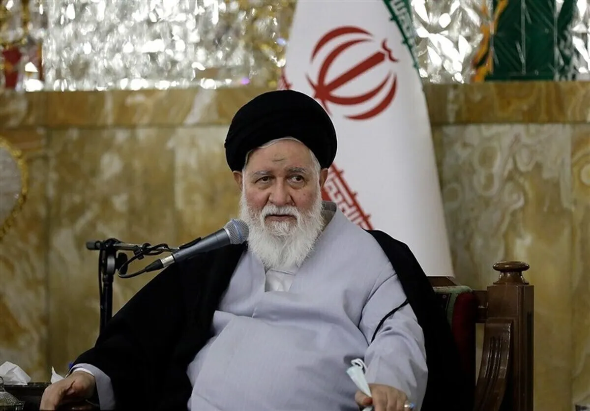 امام جمعه مشهد: دشمن می‌خواهد بی‌بندوباری را عادی کند