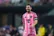 حرکت تماشایی بازیکن لئون در مصاف با مسی