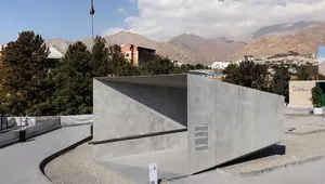 میان‌ماندگی؛ تجربه‌ای متفاوت از تهران میان خاطره، تاریکی و نور (+عکس)