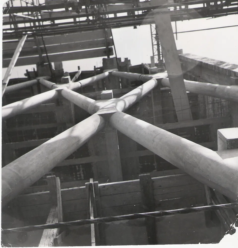 144705