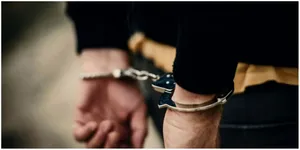 بازداشت توزیع کننده مشروبات الکلی در یزد