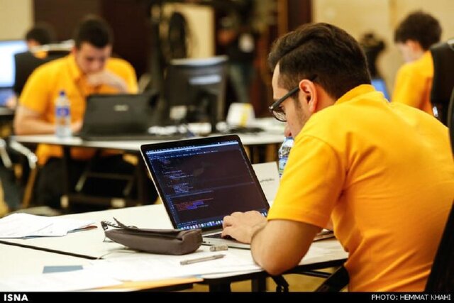 وقتی هوش مصنوعی جواب همه‌چیز را می‌دهد، دانشگاه چه چیزی باید یاد بدهد؟