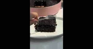 این کیک تابه‌ای مخصوص تنبل‌هاست؛ بدون فر و دردسر