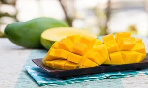 10 ماده غذایی که ترکیبات سمی طبیعی دارند؛ کدام بخش ها خطرناک هستند؟